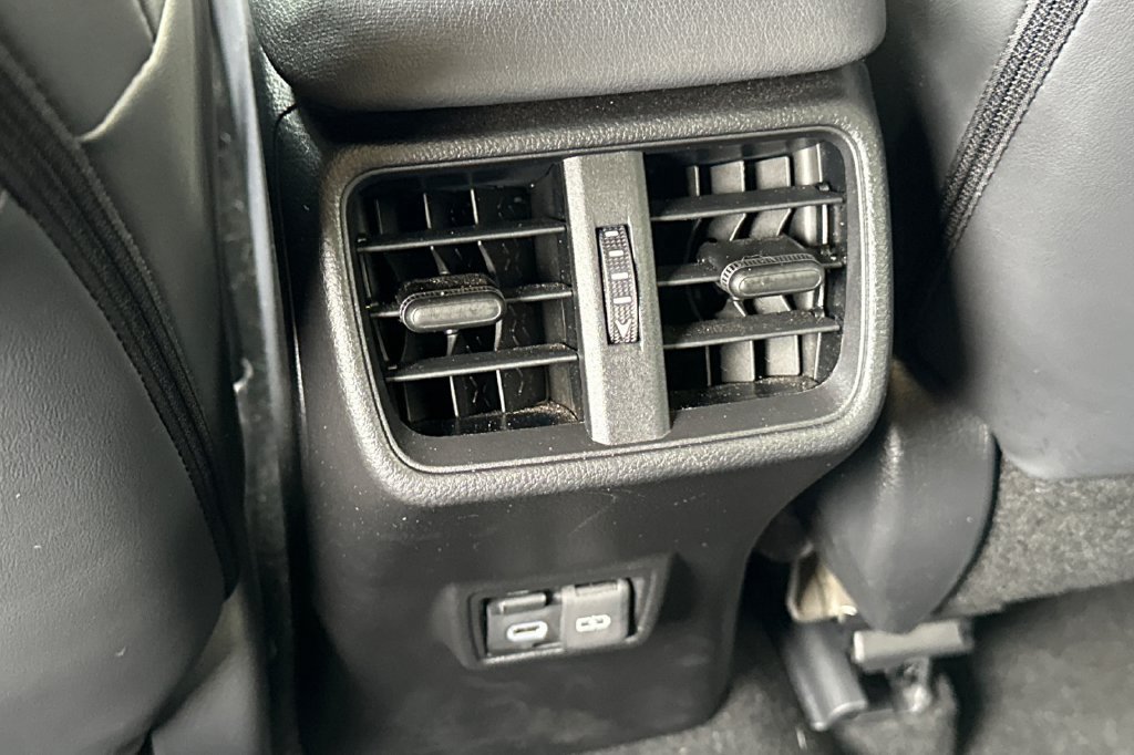 Used 2026 Lexus UX 300h FWD w/ Accessory Package (Z1) image 14