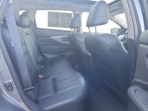 Used 2022 Nissan Murano SV image 25
