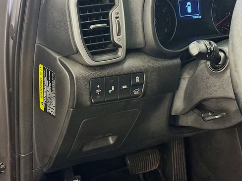 Used 2017 Kia Sportage EX w/ EX Technology Package AWD/4WD image 17