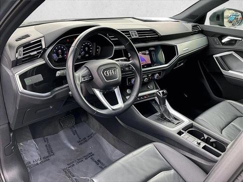 Used 2020 Audi Q3 2.0T Premium w/ Convenience Package image 14