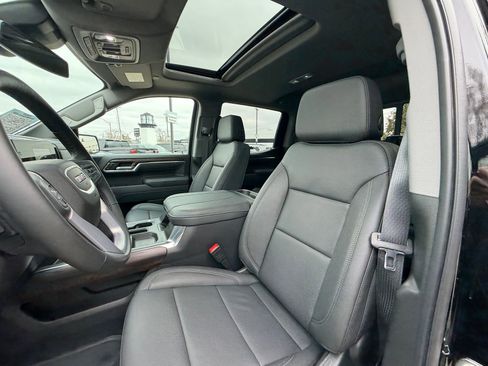Used 2026 GMC Sierra 1500 SLT w/ SLT Premium Plus Package image 17