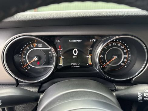 Used 2022 Jeep Wrangler Unlimited Sport AWD/4WD image 15
