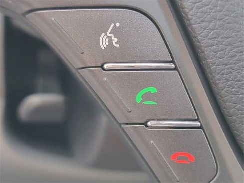 Used 2017 Kia Forte LX image 4