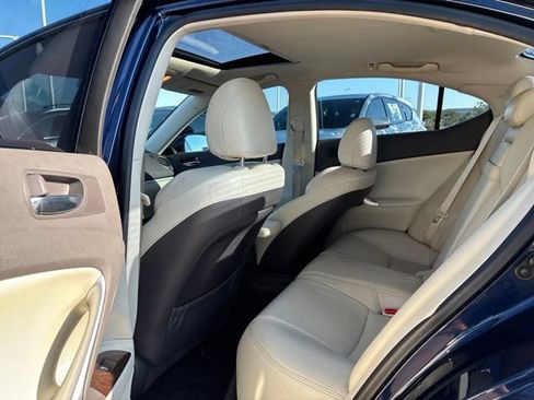 Used 2013 Lexus IS 250 AWD w/ Premium Pkg image 19