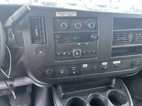Used 2013 Chevrolet Express 2500 image 6