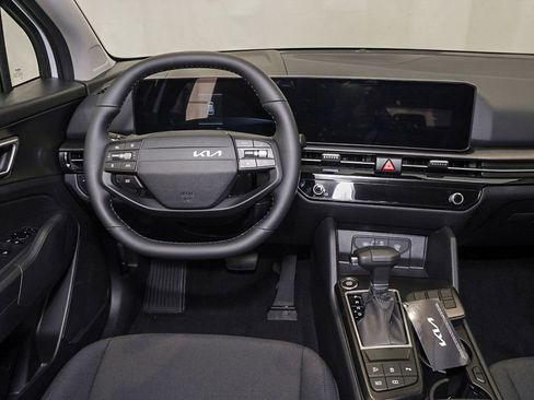 New 2026 Kia Sportage LX FWD image 7