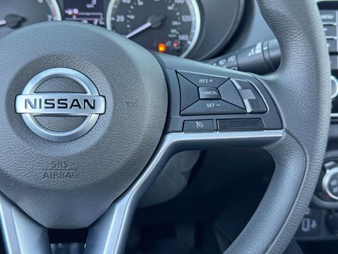 Used 2020 Nissan Versa S image 20