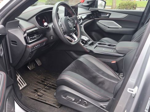 Used 2025 Acura MDX A-Spec image 4
