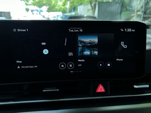 New 2026 Kia Carnival SX FWD image 22