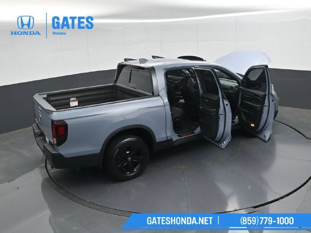 Certified 2023 Honda Ridgeline Black Edition image 54