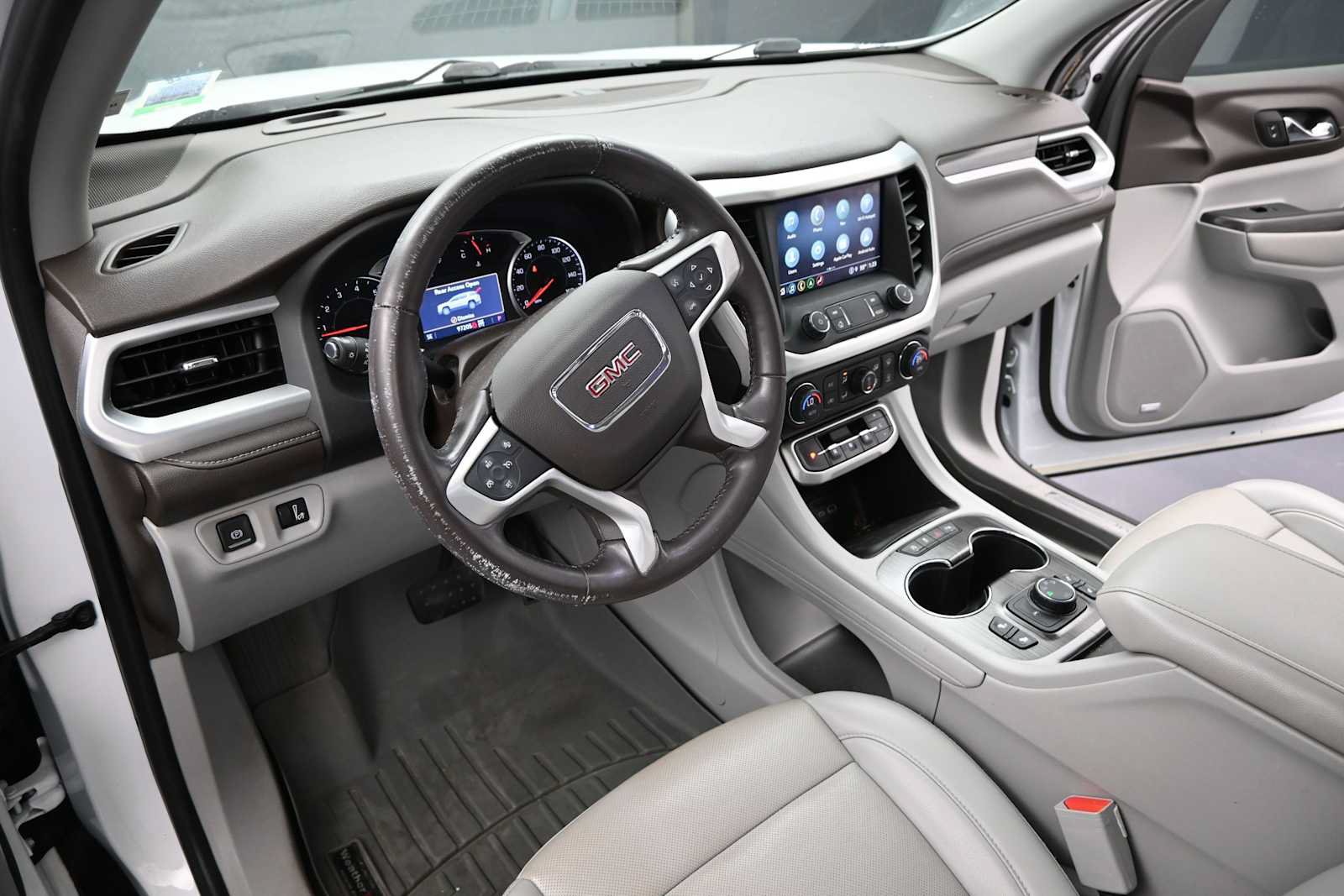 Used 2021 GMC Acadia SLT w/ LPO, Floor Liner Package AWD/4WD image 10