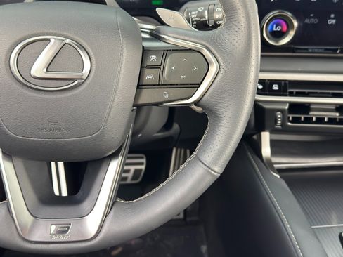 Used 2024 Lexus RX 500h F Sport w/ Convenience Package image 22