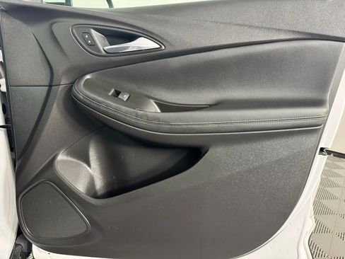 Used 2021 Buick Encore GX Preferred FWD image 38