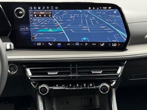 New 2026 Chevrolet Traverse LT w/ Driver Confidence Package image 21