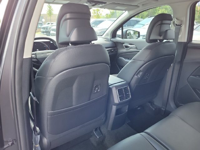 New 2026 Kia Sportage SX FWD image 19