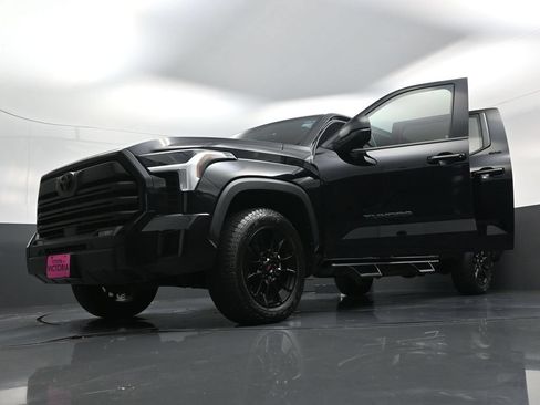 Used 2024 Toyota Tundra SR5 w/ SR5 Premium Package RWD image 27