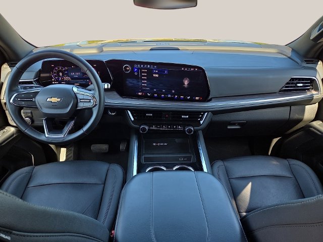 Certified 2025 Chevrolet Suburban LT AWD/4WD image 15