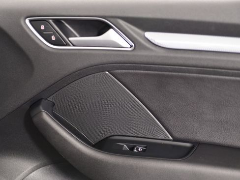 Used 2016 Audi A3 e-tron Premium Plus w/ Premium Plus Package image 21