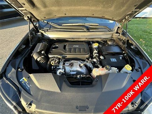 Certified 2022 Jeep Cherokee Latitude Lux w/ Sun & Sound Group image 14