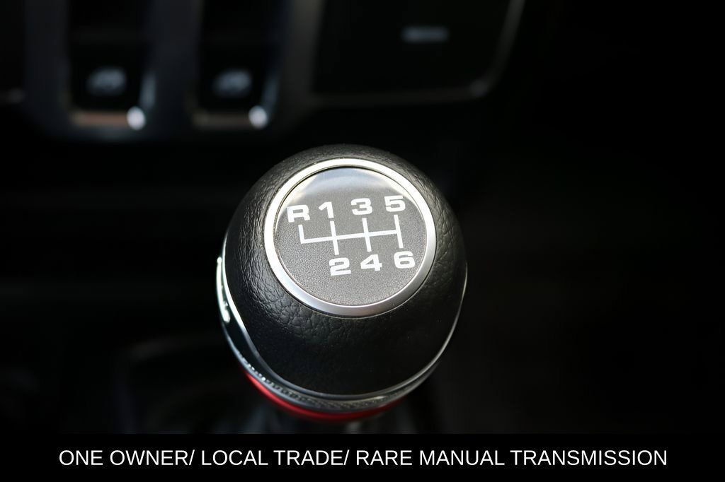 Used 2025 Jeep Wrangler Sport AWD/4WD image 23