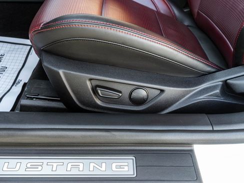 Used 2024 Ford Mustang Premium image 23