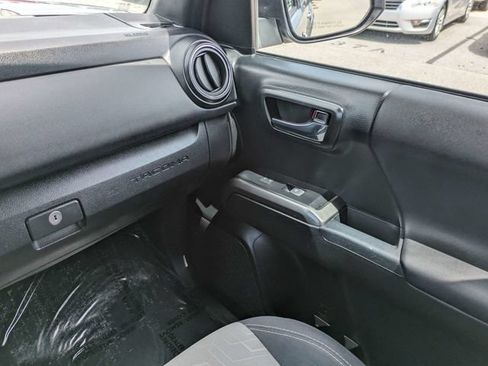 Used 2021 Toyota Tacoma TRD Sport RWD image 16