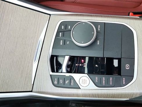 Used 2025 BMW 330i xDrive Sedan image 49