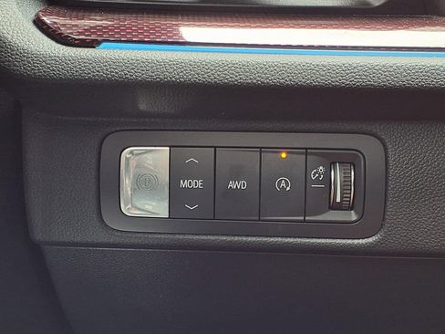 Used 2024 Chevrolet Traverse RS w/ LPO, Floor Liner Package AWD/4WD image 17