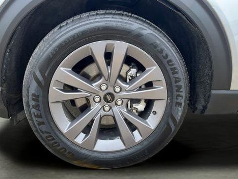 Certified 2023 Ford Explorer XLT w/ Equipment Group 202A image 14