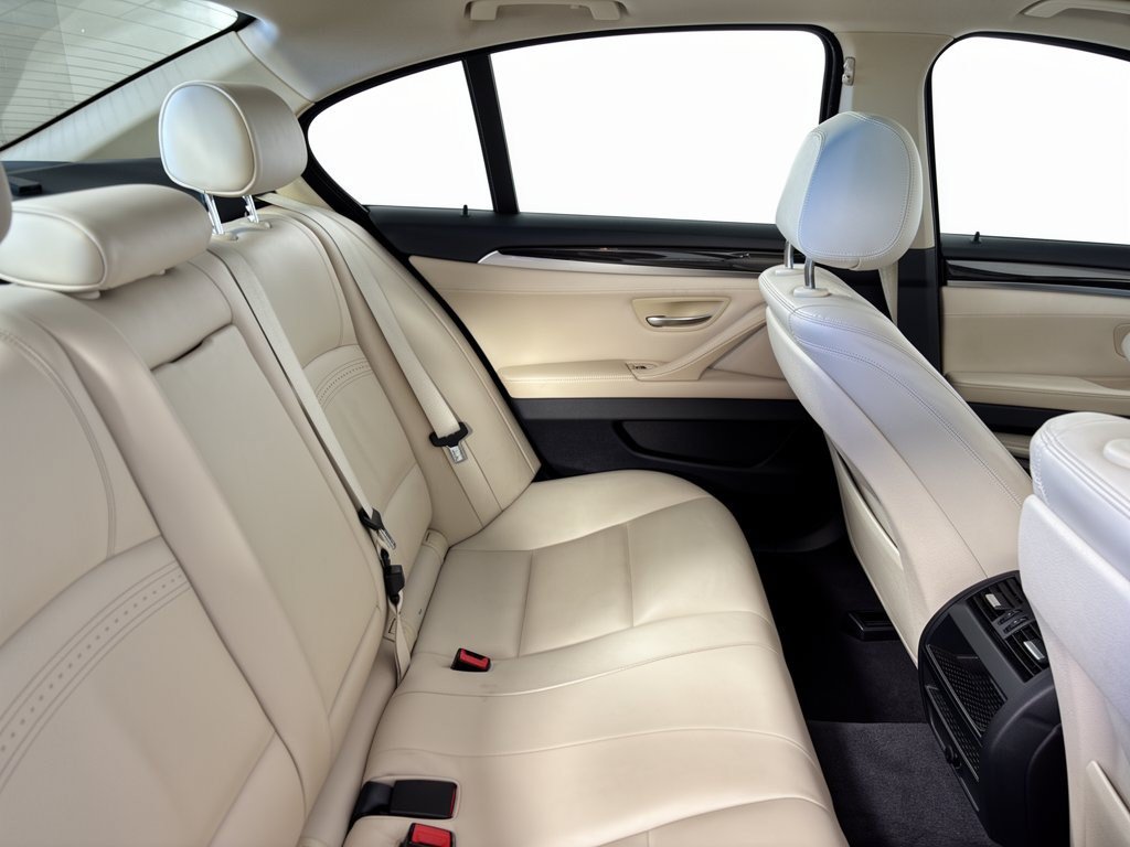 Used 2014 BMW 528i Sedan RWD image 29