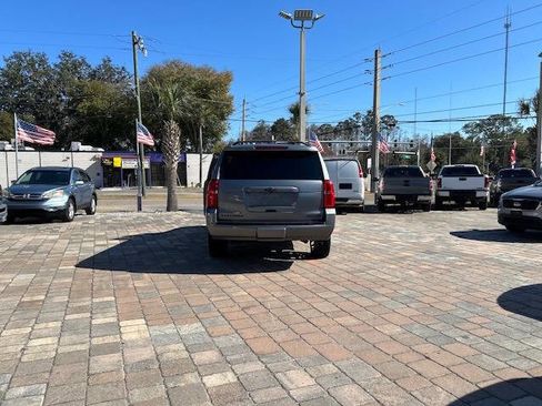 Used 2019 Chevrolet Suburban Premier w/ Premier Plus Edition image 6