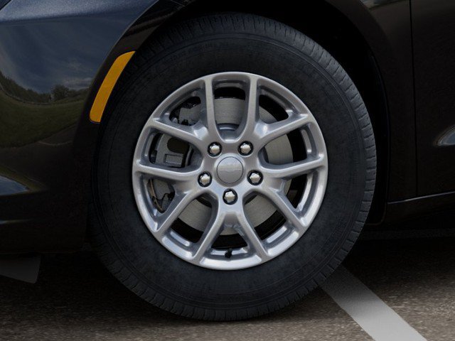New 2027 Chrysler Pacifica Select FWD image 8