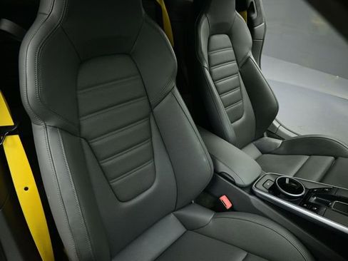 Used 2022 Porsche 911 Turbo S w/ 911 Turbo Sportdesign Package image 61