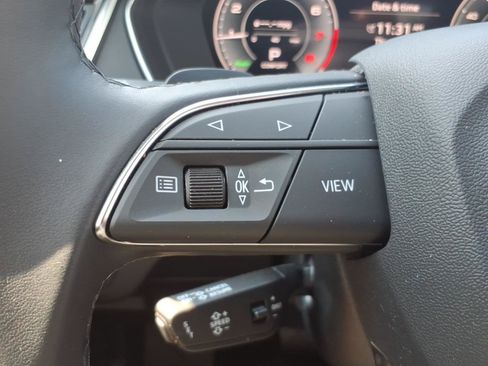 Used 2023 Audi Q5 e Premium Plus w/ Premium Plus Package AWD/4WD image 24