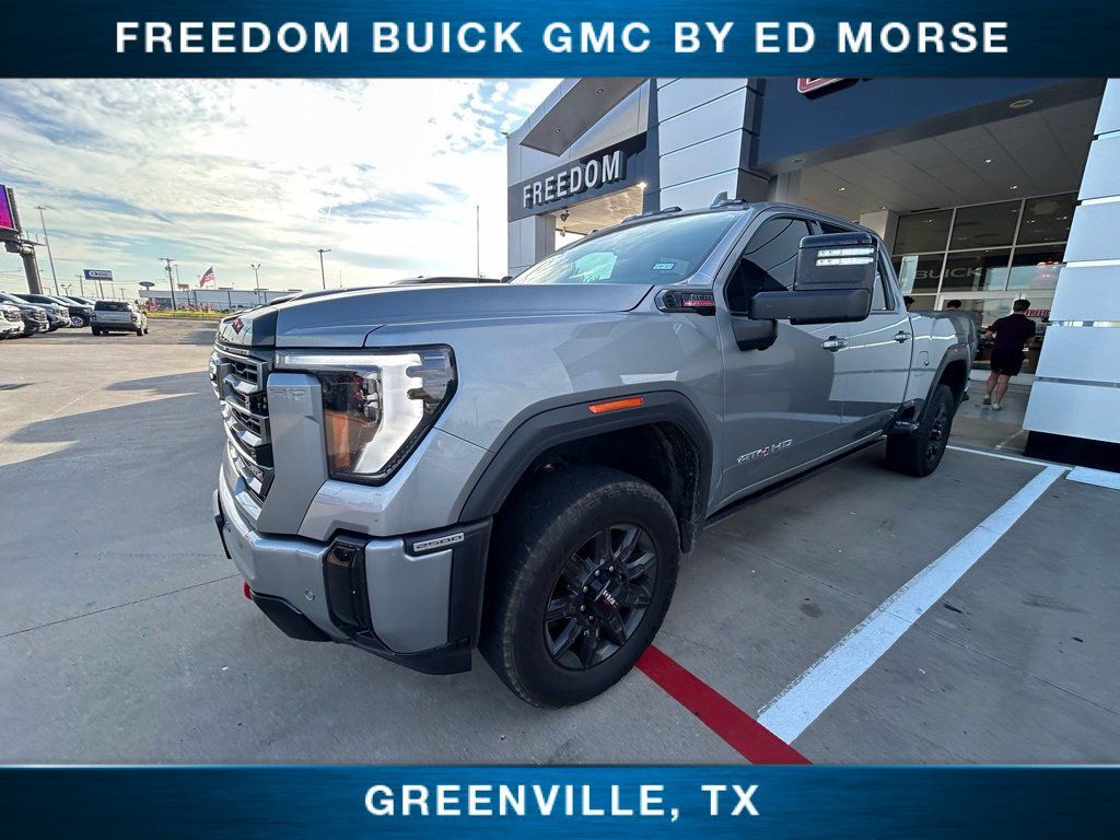 Used 2025 GMC Sierra 2500 AT4 w/ AT4 Premium Plus Package AWD/4WD image 1