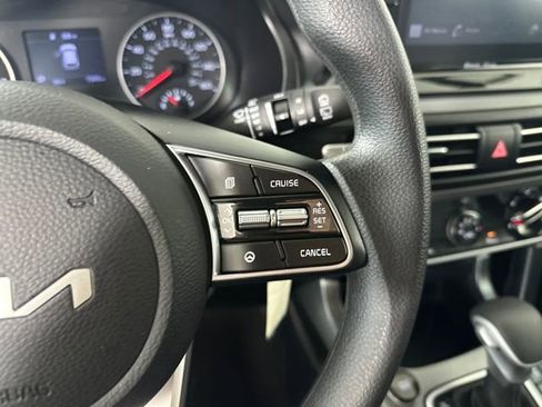 Used 2023 Kia Seltos LX image 16