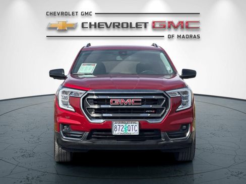 Used 2024 GMC Terrain AT4 w/ LPO, Floor Liner Package AWD/4WD image 8