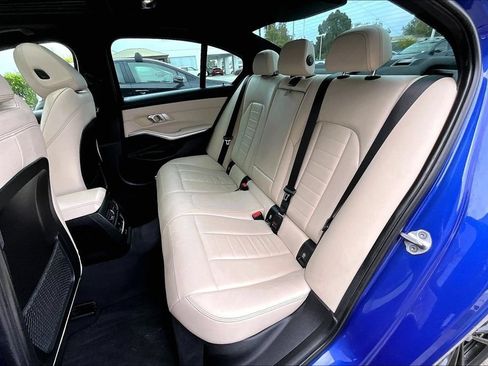 Used 2021 BMW 330i Sedan w/ M Sport Package RWD image 22