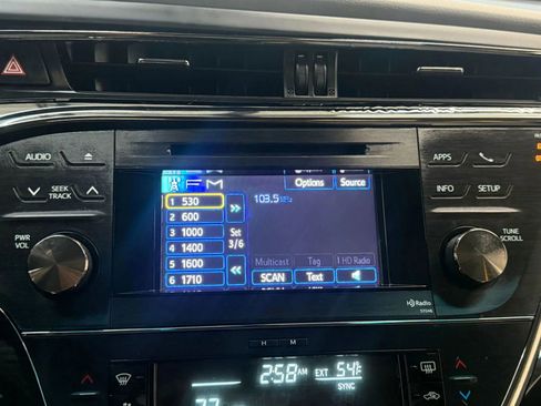 Used 2013 Toyota Avalon XLE Touring FWD image 32