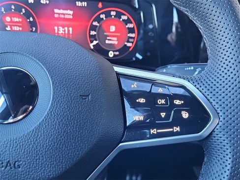 Used 2022 Volkswagen GTI Autobahn image 25