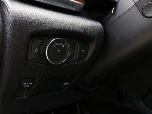 Used 2020 Lincoln Continental Reserve image 32