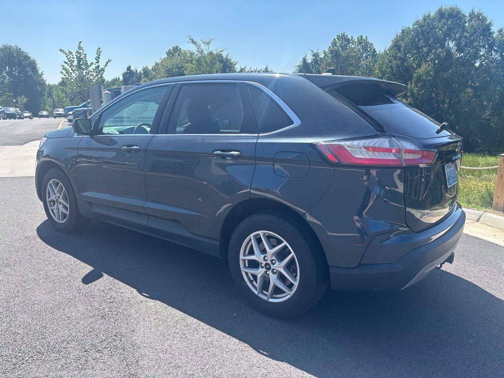 Used 2024 Ford Edge SEL w/ Convenience Package AWD/4WD image 8