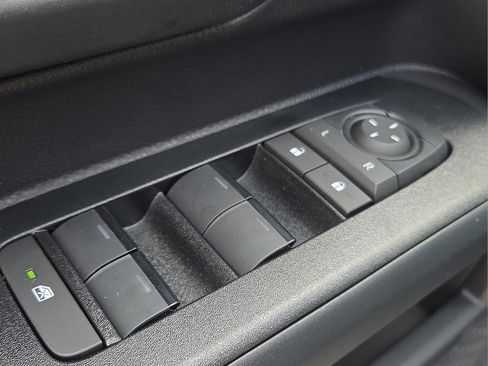 New 2026 Toyota 4Runner SR5 image 18