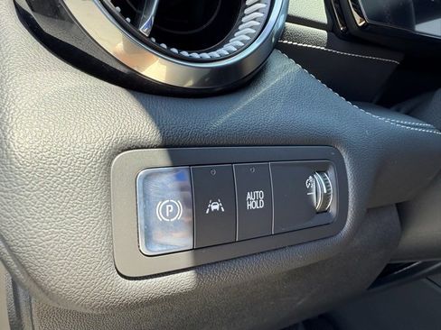 New 2025 Chevrolet Blazer EV LT image 15