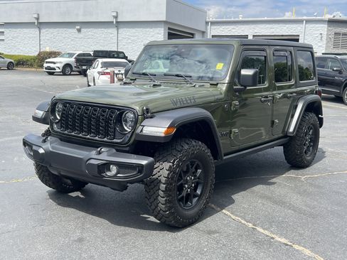 Used 2024 Jeep Wrangler Unlimited Sport AWD/4WD image 5