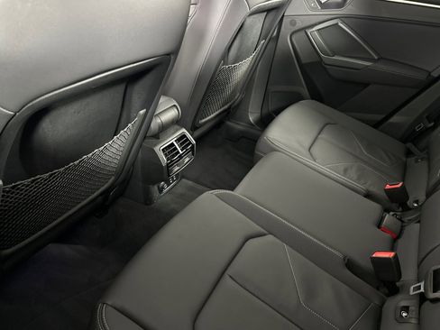 Used 2025 Audi Q3 2.0T Premium w/ Convenience Package image 11