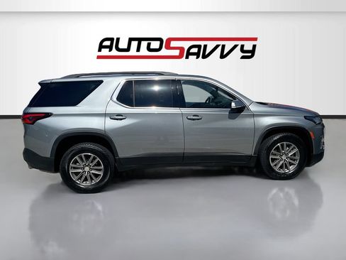 Used 2023 Chevrolet Traverse LT w/ Rear Camera Mirror Package AWD/4WD image 7
