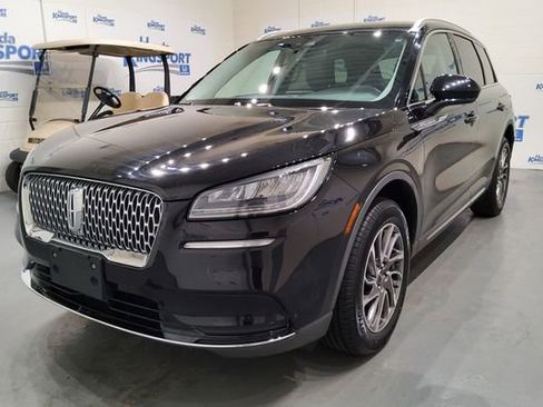 Used 2022 Lincoln Corsair AWD w/ Equipment Group 101A image 4