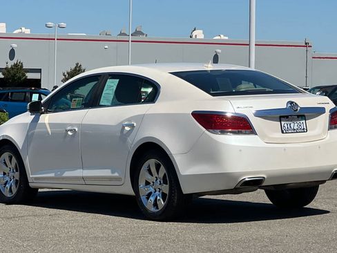 Used 2013 Buick LaCrosse Leather w/ Entertainment Package FWD image 7