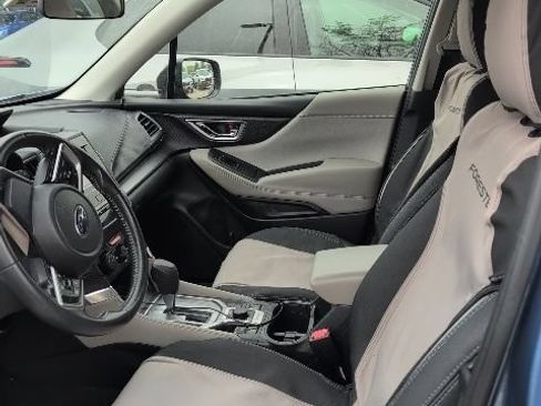 Used 2024 Subaru Forester Premium AWD/4WD image 2